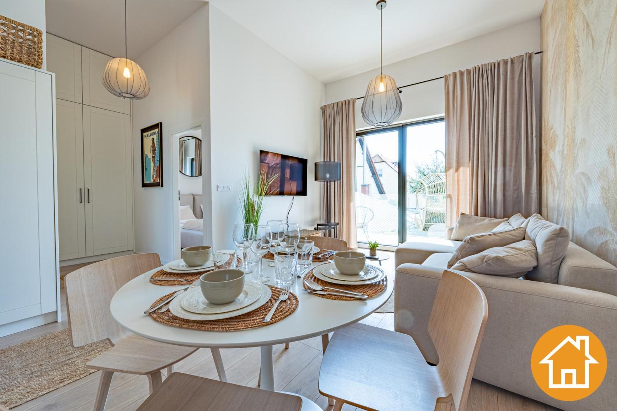 Euronia - Visitopl Apartment